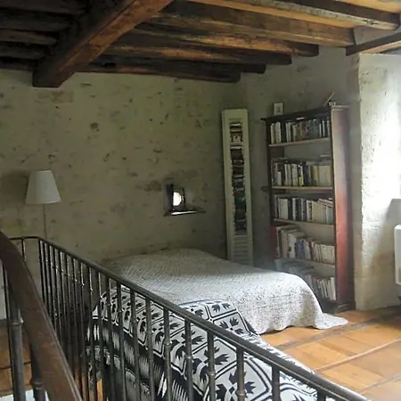 Le Chateau De Mon Pere Bed and Breakfast 3*